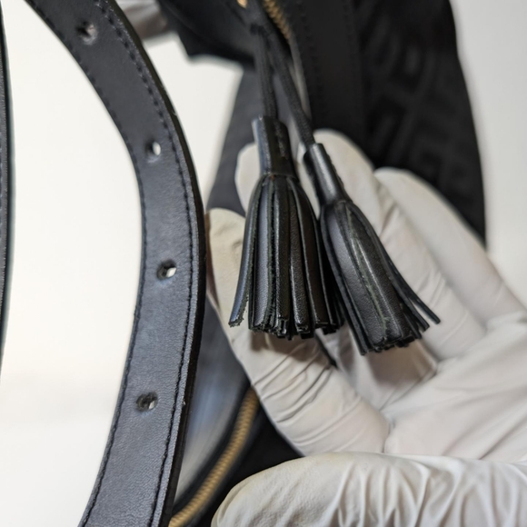 Authentic Celine - Picture 8 of 11